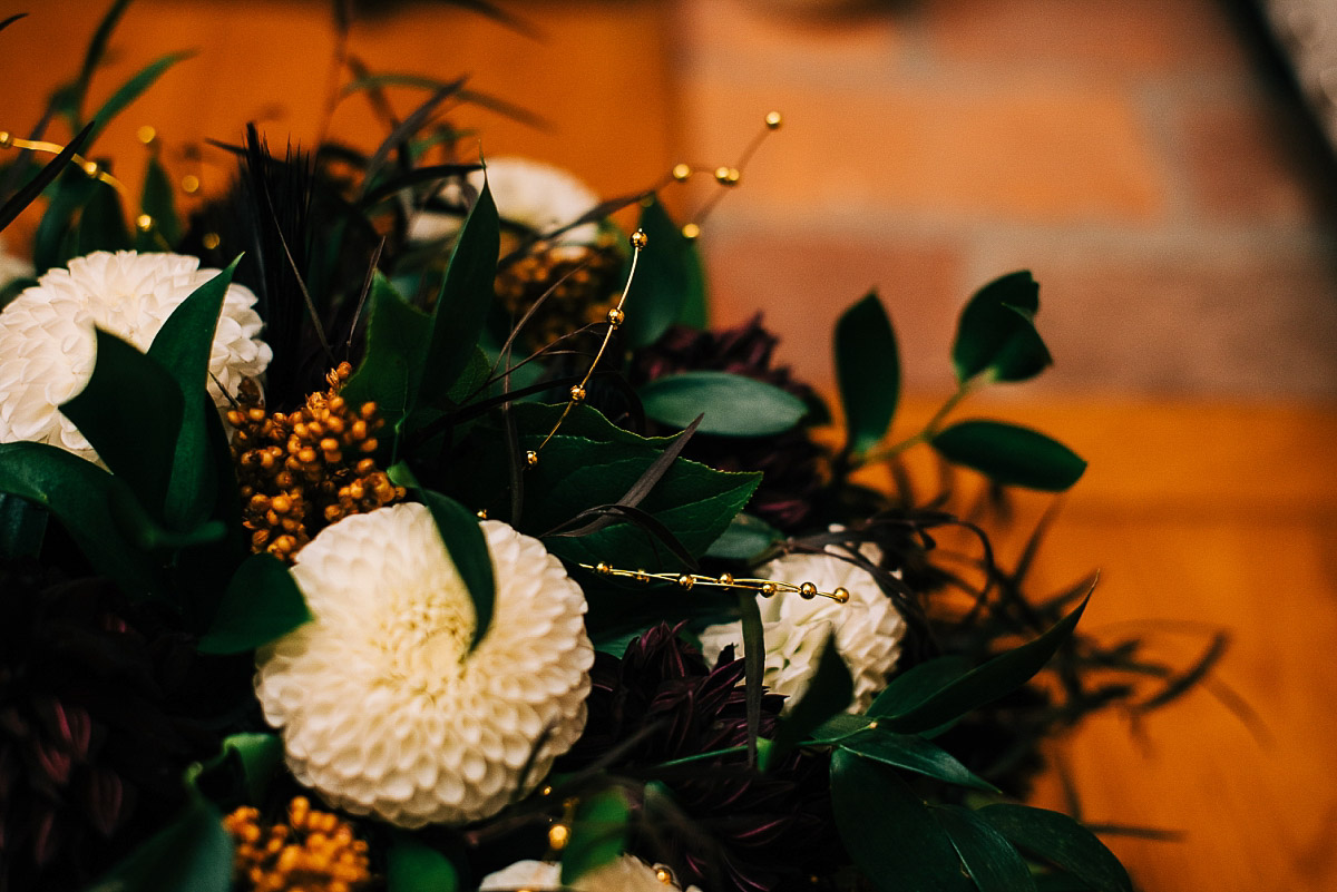 details on a fall bridal bouquet